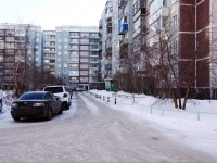 Novokuznetsk, Zaporozhskaya st, house 49. Apartment house