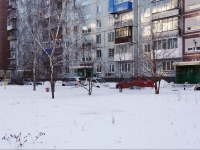 Novokuznetsk, Zaporozhskaya st, house 51. Apartment house
