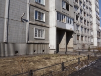 Novokuznetsk, Zaporozhskaya st, house 15. Apartment house