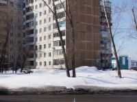 Novokuznetsk, Vokzalnaya st, house 4. Apartment house