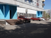 Новокузнецк, Запсибовцев проспект, дом 14. аварийное здание