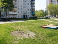 Novokuznetsk, Novoselov st, house 24. Apartment house
