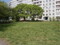 Novokuznetsk, Novoselov st, 房屋 32. 公寓楼