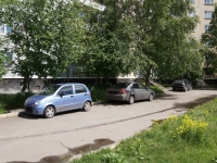 Novokuznetsk, Novoselov st, house 38. Apartment house