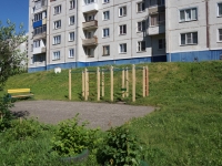 Novokuznetsk, Aviatorov avenue, house 69. Apartment house