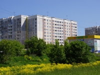 Novokuznetsk, avenue Aviatorov, house 75. Apartment house
