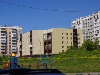 Novokuznetsk, avenue Aviatorov, house 81. Apartment house