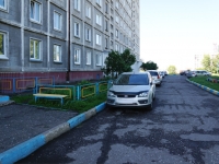 Novokuznetsk, Rokossovsky st, 房屋 8. 公寓楼