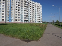 Novokuznetsk, st Rokossovsky, house 23. Apartment house