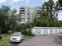 Novokuznetsk, Chelyuskin st, 房屋 44. 公寓楼