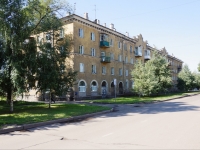 Новокузнецк, улица Челюскина, дом 37. многоквартирный дом