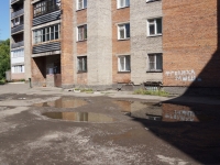 Novokuznetsk, Chelyuskin st, 房屋 41А. 公寓楼