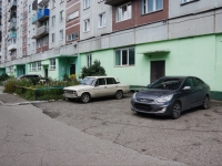Novokuznetsk, Zorge st, 房屋 10. 公寓楼