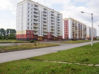 Novokuznetsk, 40 let Pobedy st, house 10. Apartment house