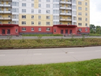 Novokuznetsk, 40 let Pobedy st, 房屋 12. 公寓楼