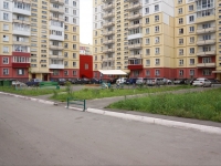Новокузнецк, улица Братьев Сизых, дом 6. многоквартирный дом