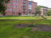 Novokuznetsk, Razvedchikov st, house 56. Apartment house