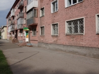 Novokuznetsk, Razvedchikov st, house 68. Apartment house