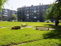 Novokuznetsk, Konev st, house 9. Apartment house
