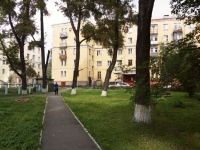 Новокузнецк, улица Ленина, дом 34. многоквартирный дом