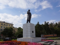 улица Ленина. памятник В.И. Ленину