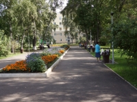 Новокузнецк, улица Обнорского. сквер Борцов революции