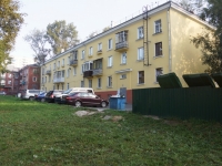 Novokuznetsk, Chekalin st, 房屋 4. 公寓楼