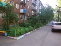 Новокузнецк, улица Метёлкина, дом 16. многоквартирный дом