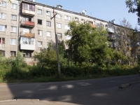 Новокузнецк, улица Петракова, дом 49. многоквартирный дом