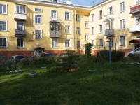 Novokuznetsk,  , house 52. Apartment house