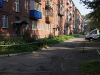 Novokuznetsk, 40 let VLKSM st, house 37. Apartment house