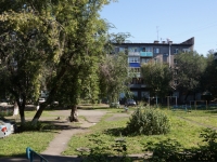 Новокузнецк, улица Мориса Тореза, дом 105. многоквартирный дом
