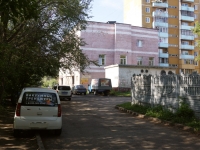 Novokuznetsk, Klimenko st, house 28. multi-purpose building