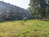 Novokuznetsk, Klimenko st, 房屋 9. 公寓楼