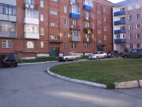 Novokuznetsk, Yaroslavskaya st, 房屋 24. 公寓楼