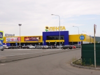 Novokuznetsk, 大型超市 "Лента",  , 房屋 19