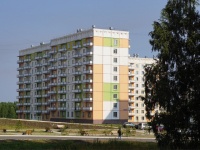 Novokuznetsk, Beryozovaya rosha st, 房屋 22. 公寓楼