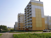 Novokuznetsk, Beryozovaya rosha st, house 36. Apartment house