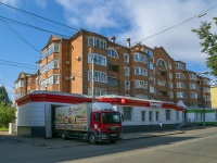 , st Preobrazhenskaya, house 40. Apartment house