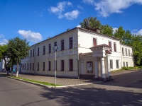 , st Moskovskaya, house 30. institute