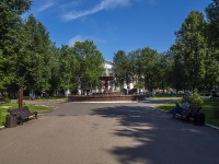 , square ТеатральнаяMoskovskaya st, square Театральная