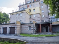 , Volodarsky st, house 70/1. Apartment house