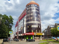 Киров, улица Горбачёва, дом 62. офисное здание