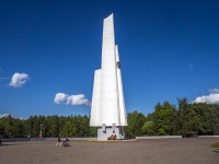 neighbour house: . . obelisk "Обелиск Славы"