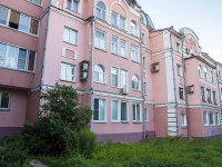 , Vorovskoy st, 房屋 15. 公寓楼