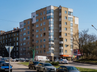 Vyborg, Shkolny alley, house 1. Apartment house