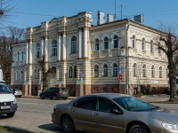 Выборг, Ленинградский проспект, дом 15. офисное здание