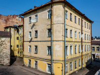 Vyborg, Krepostnaya st, house 13. Apartment house