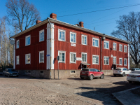 Vyborg, Petrovskaya st, house 3. Apartment house