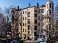 , road Leningradskoe, house 3. Apartment house